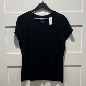 Banana Republic - Short Sleeve Black Tee - Size M